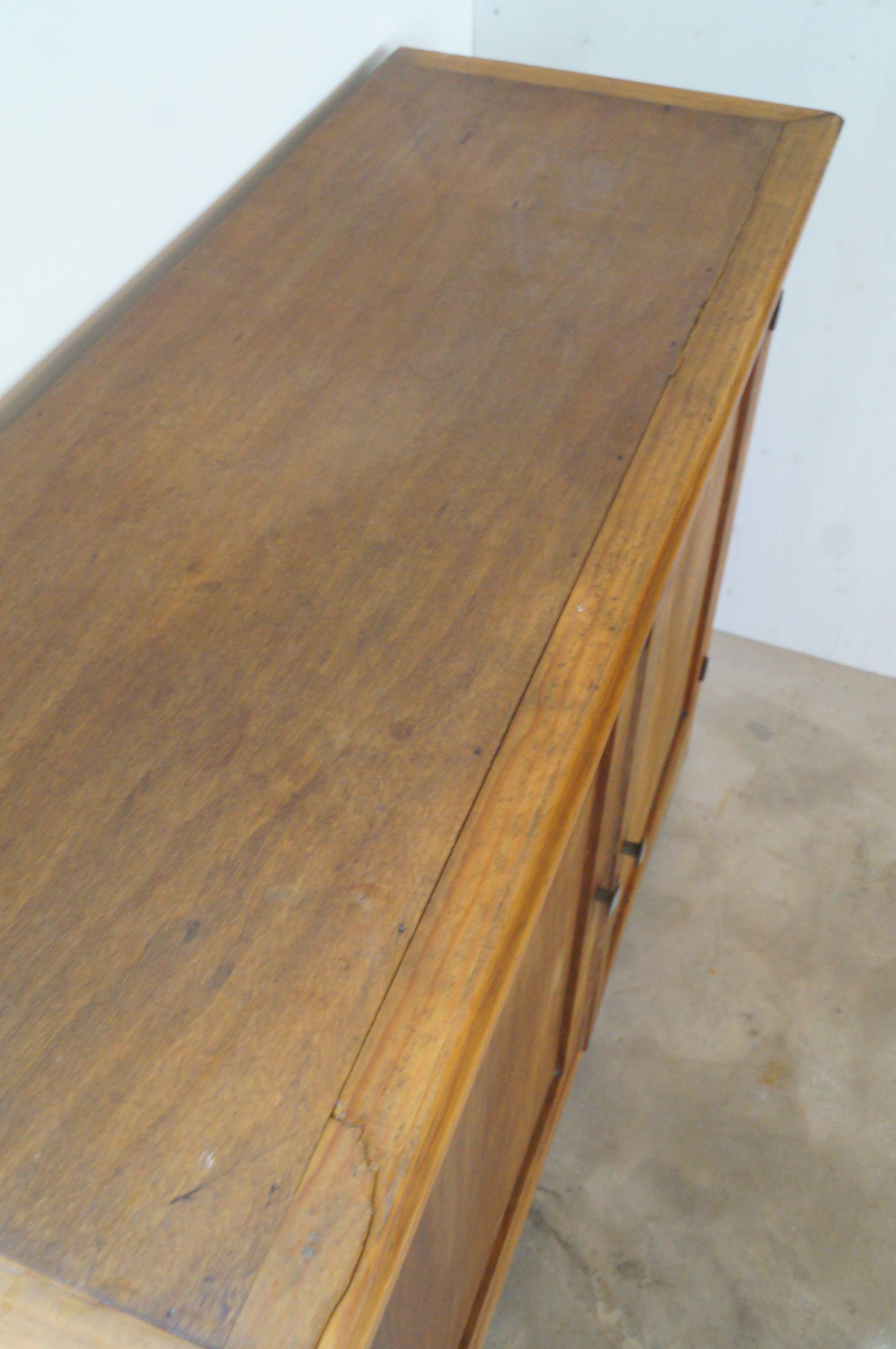 Workshop buffet 1950