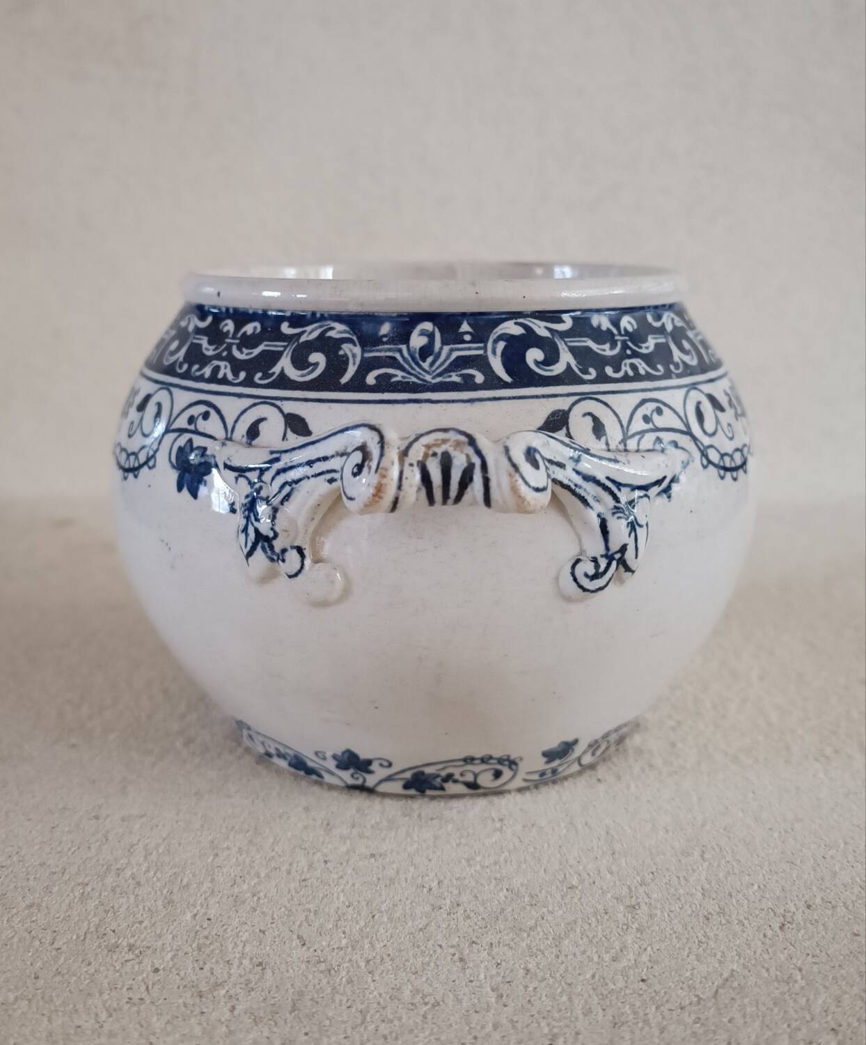 Longwy iron earth sugar bowl