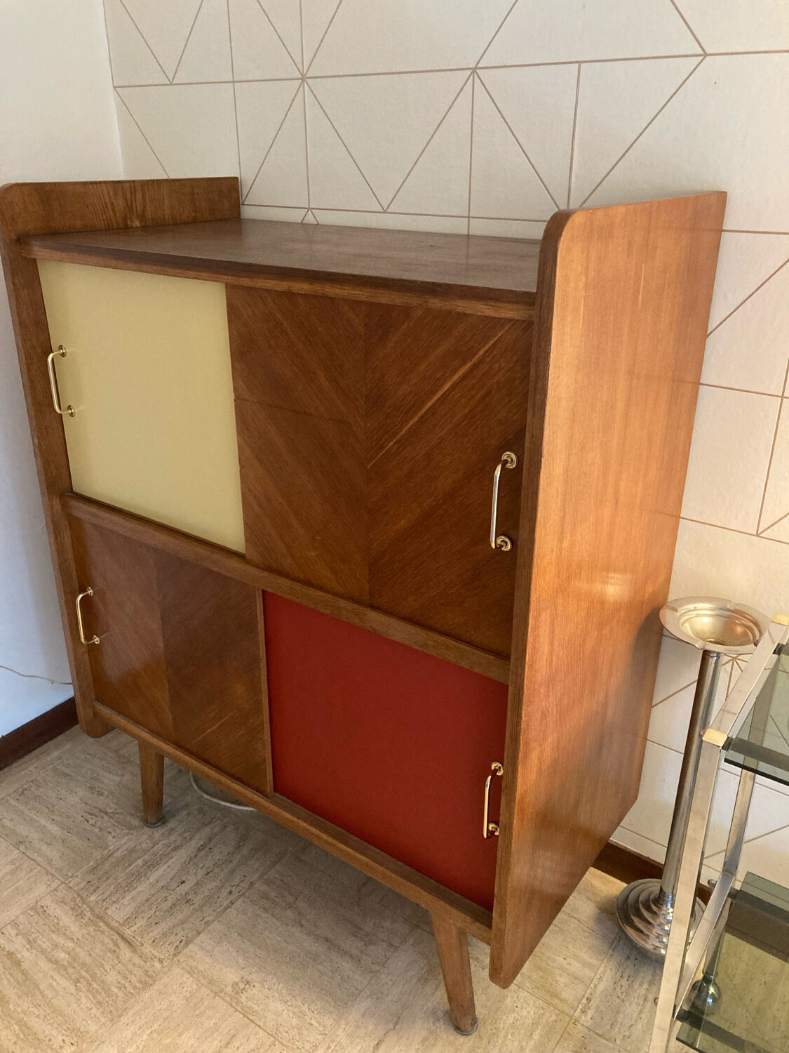 Buffet with 4 sliding doors, vintage wood and Formica