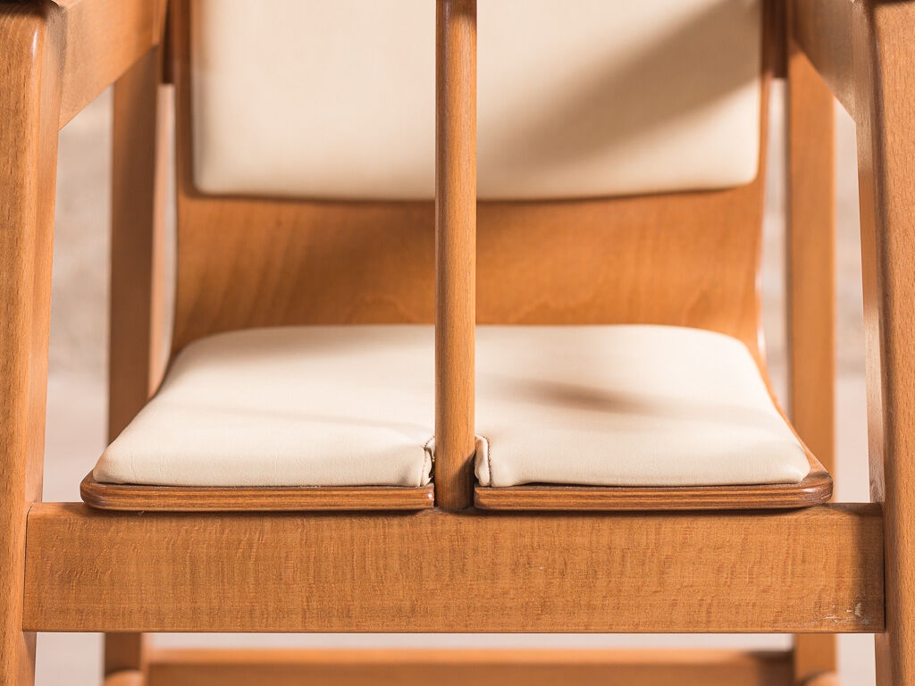 Children's high chair in solid tinted beech, seat and back in imitation cream leather, certification