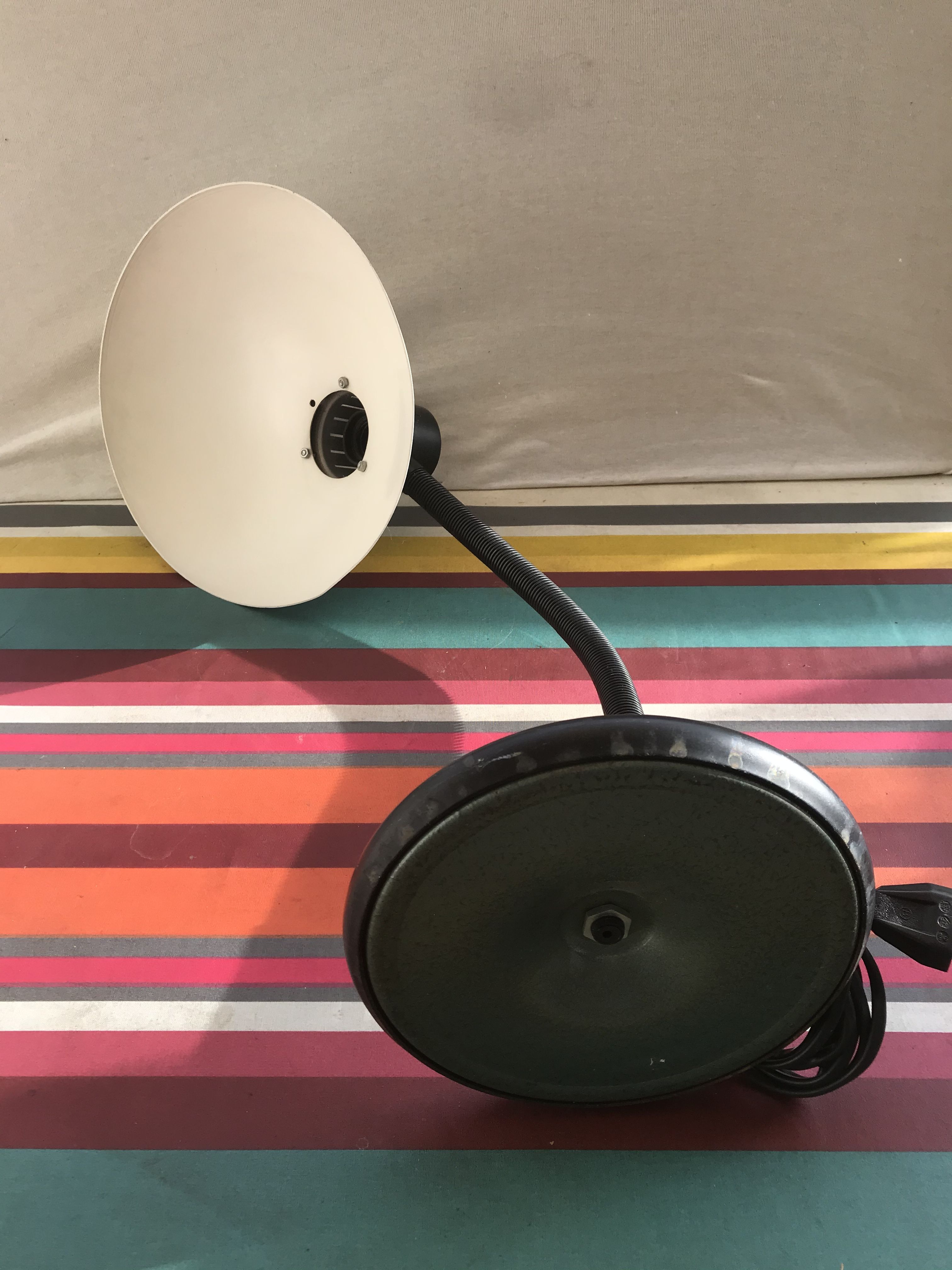 ALUMINOR Metal Metal White Metal Black Black Jacket Vintage Table Lamp