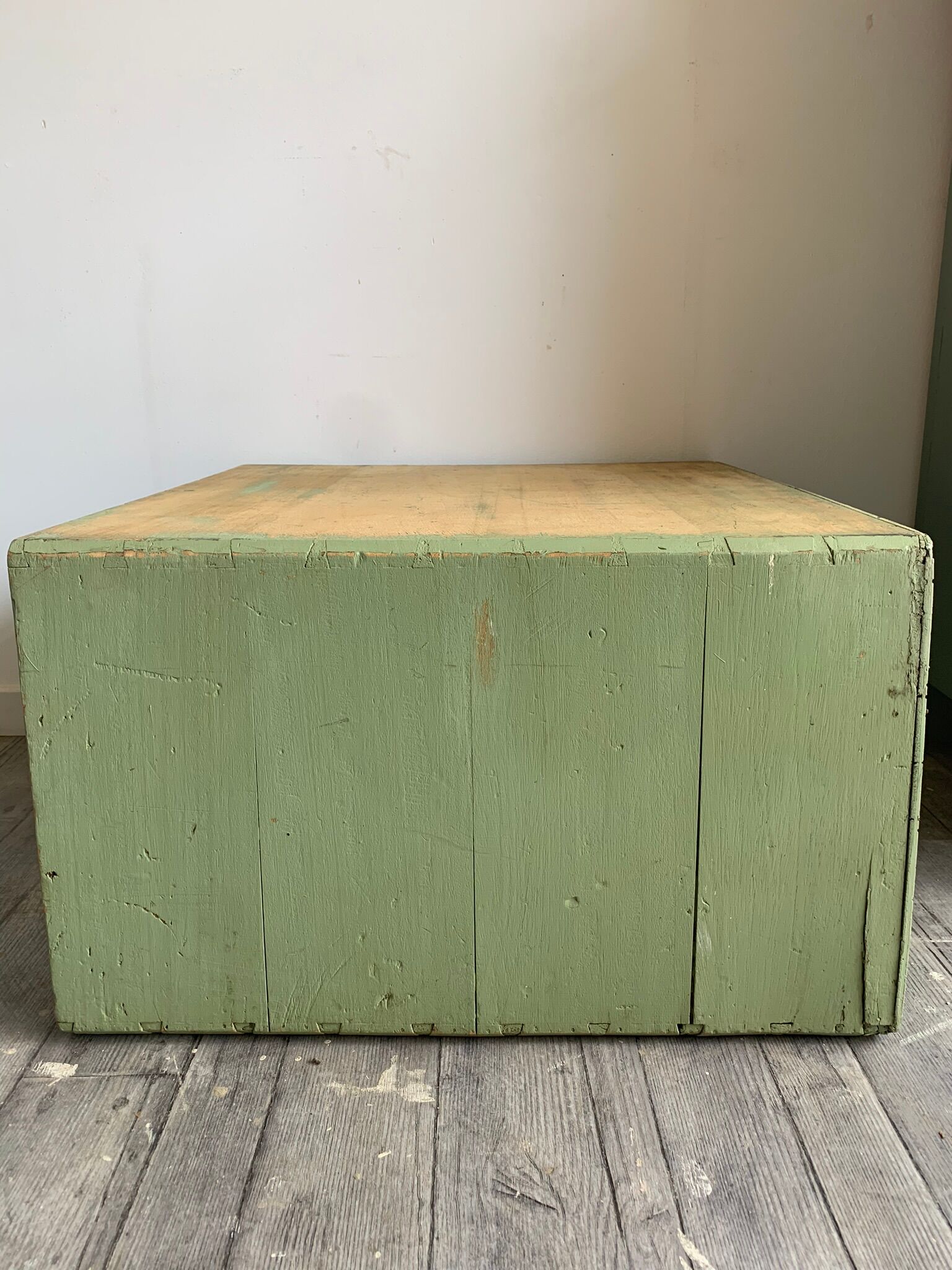 Petit meuble de métier