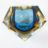 Bowl, Murano glass, Italian design, 1960s, made in Italy