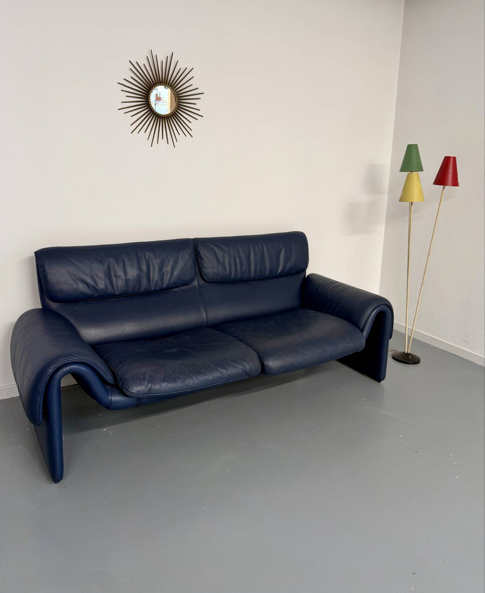 De Sede ds-2011 vintage leather sofa for 2/3 people, 1980s design.