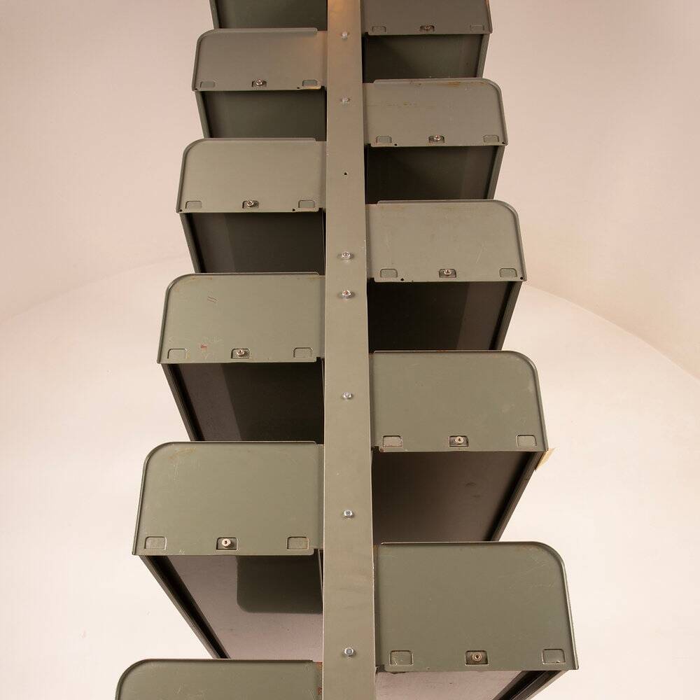 Congresso XL bookcase produced by Lips Vago
