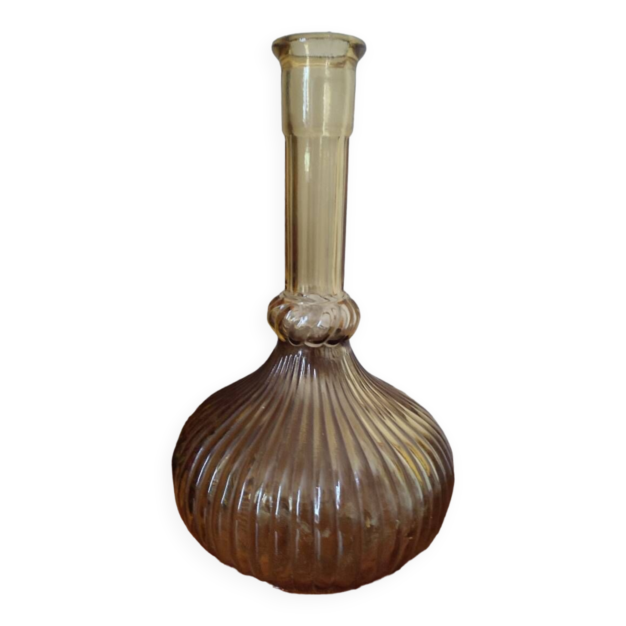 Italian vase in pressed amber glass