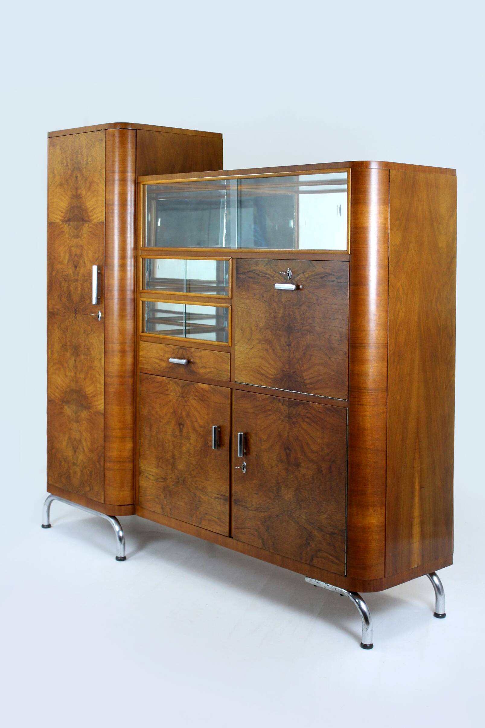 Bauhaus Office Cabinet by Robert Slezak for Slezak, Czechoslovakia, 1930s