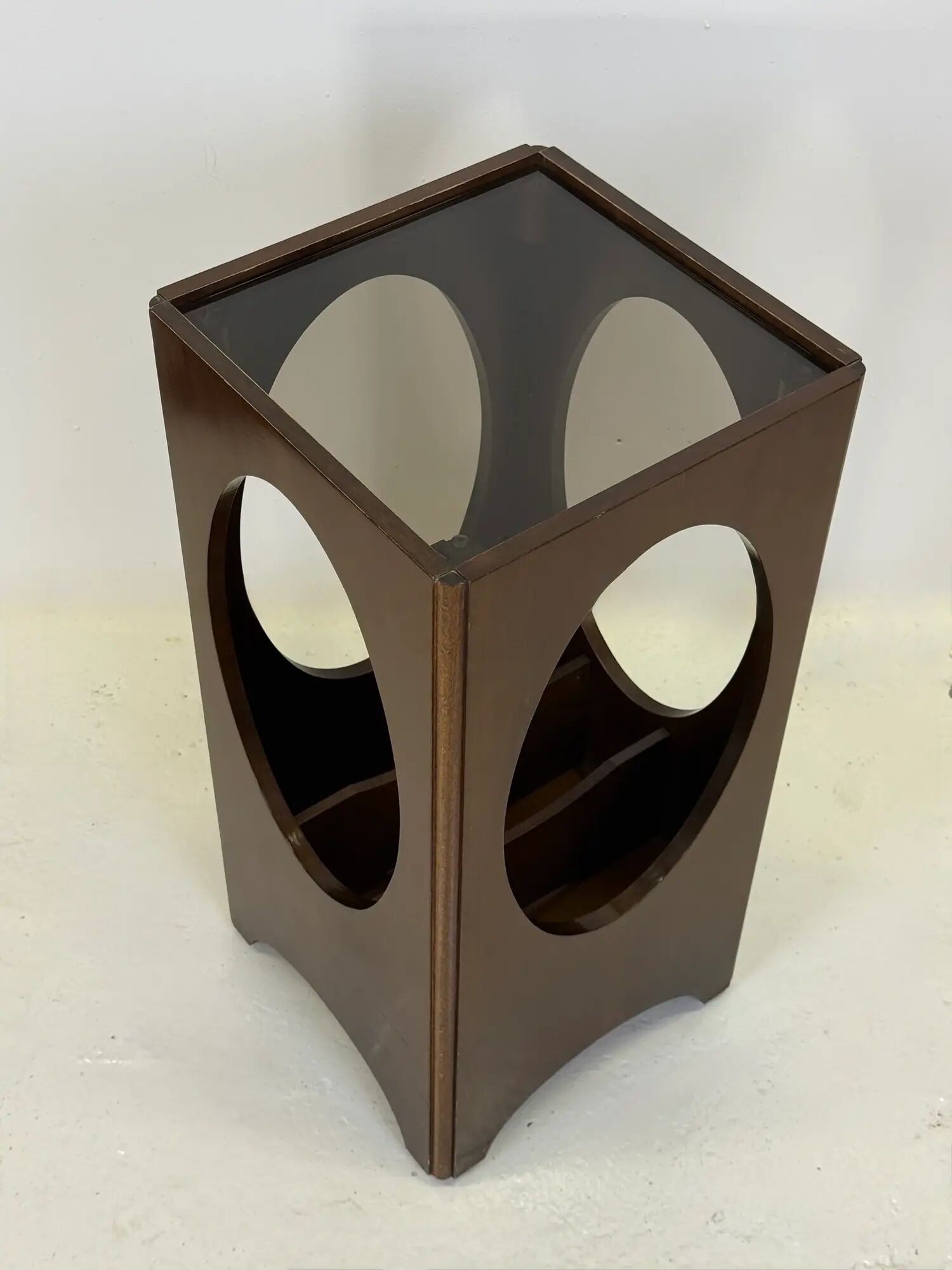 Vinyl storage side table — Italy, 1960s