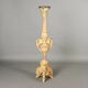 Bougeoir éclectique ancien en bois sculpté et doré, XIXe siècle