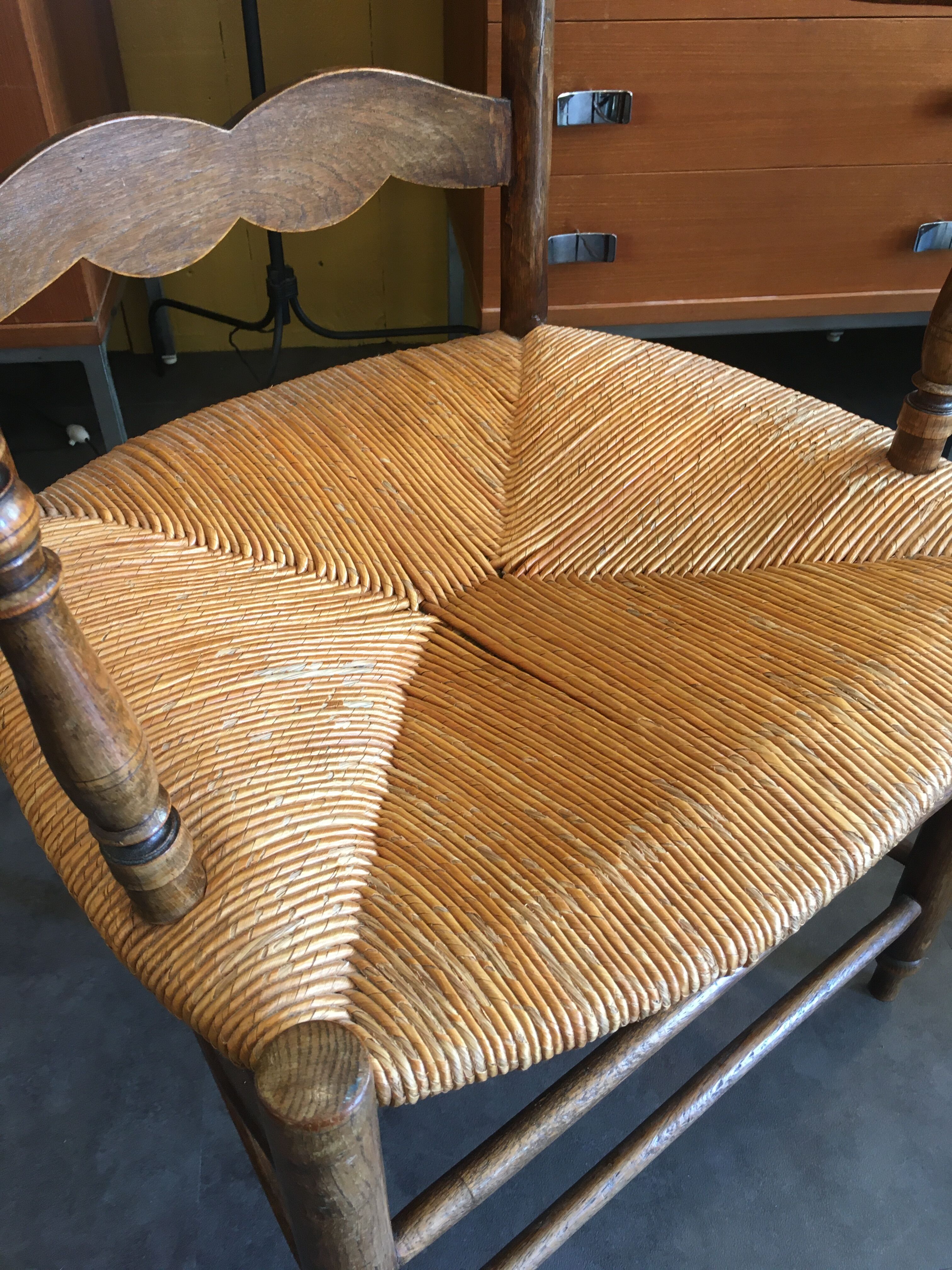 Mulched chair called "good woman", Oak, Restoration period