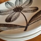 Set of 5 flat faience plates from gien black flower pattern 70s