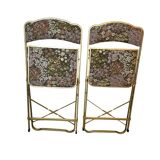 Folding chairs with floral pattern