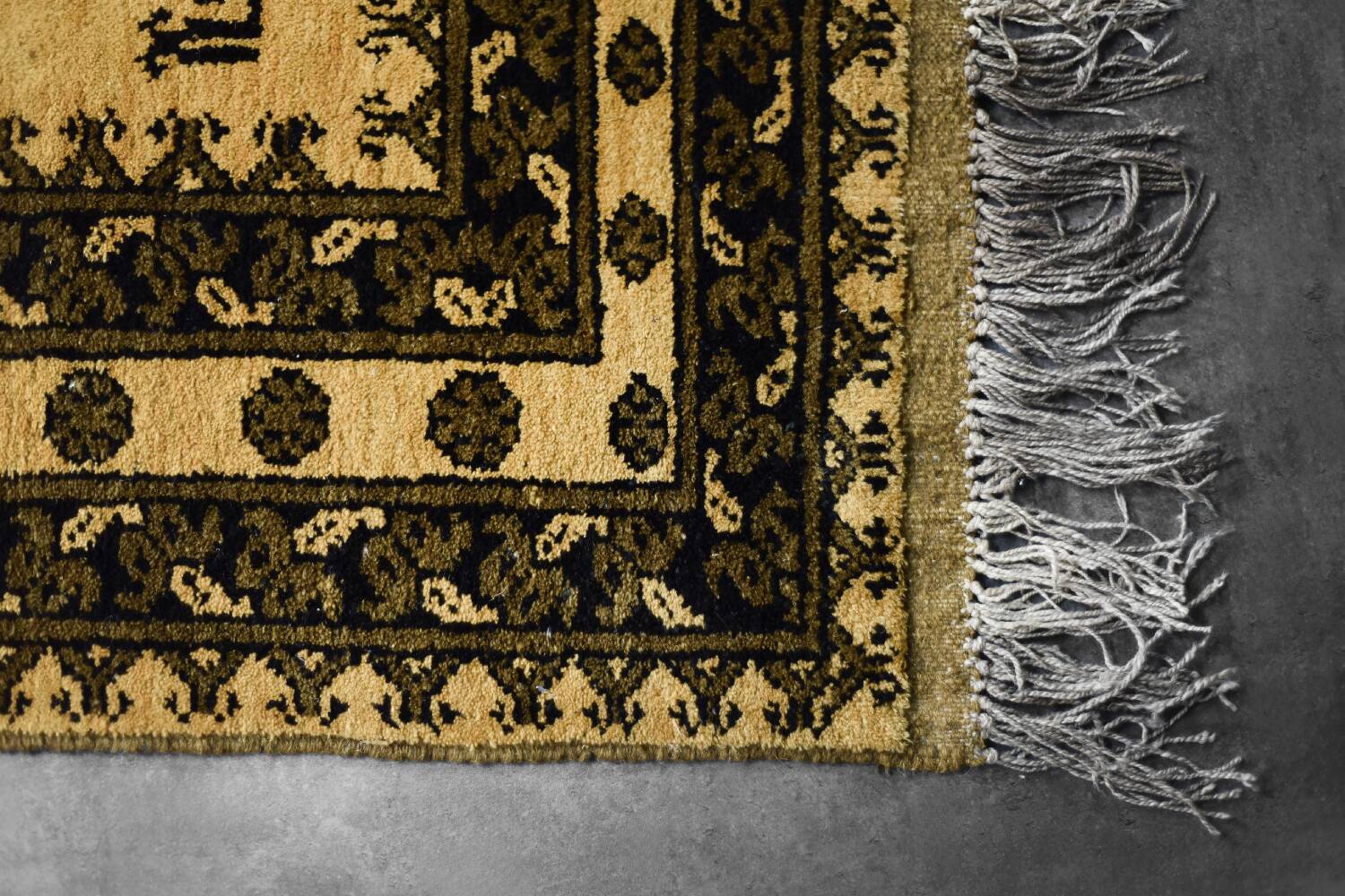 Handwoven Afghan Ersari oriental rug, 1930