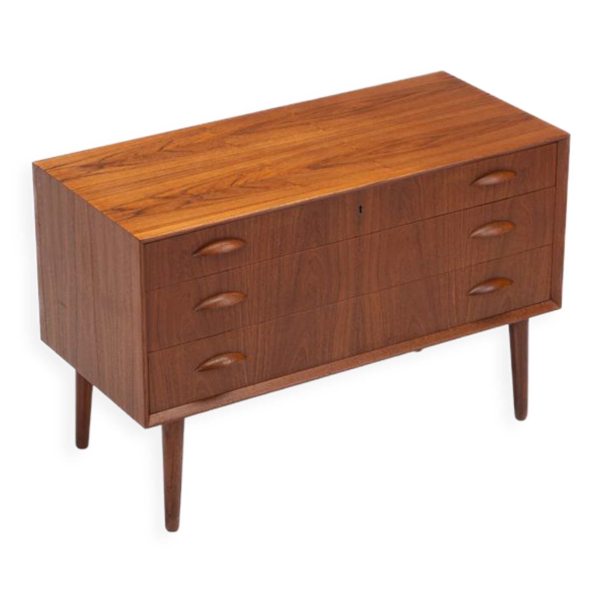 Danish chest of drawers in teak