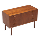 Danish chest of drawers in teak