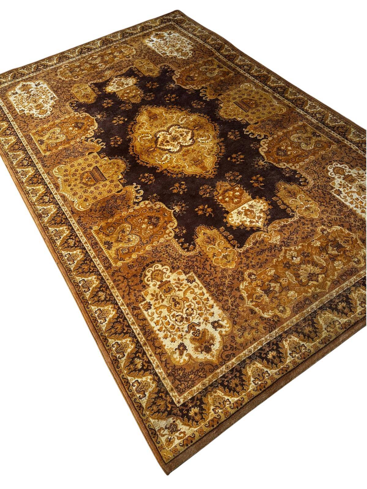 Oriental style rug 2m x 3m