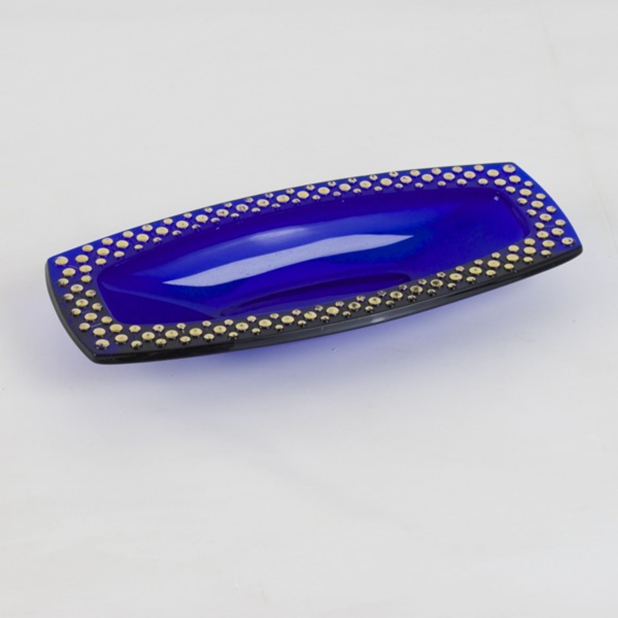 Coupe en verre bleu cobalt décor en relief doré rectangulaire,1960