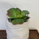 White basket pot cover