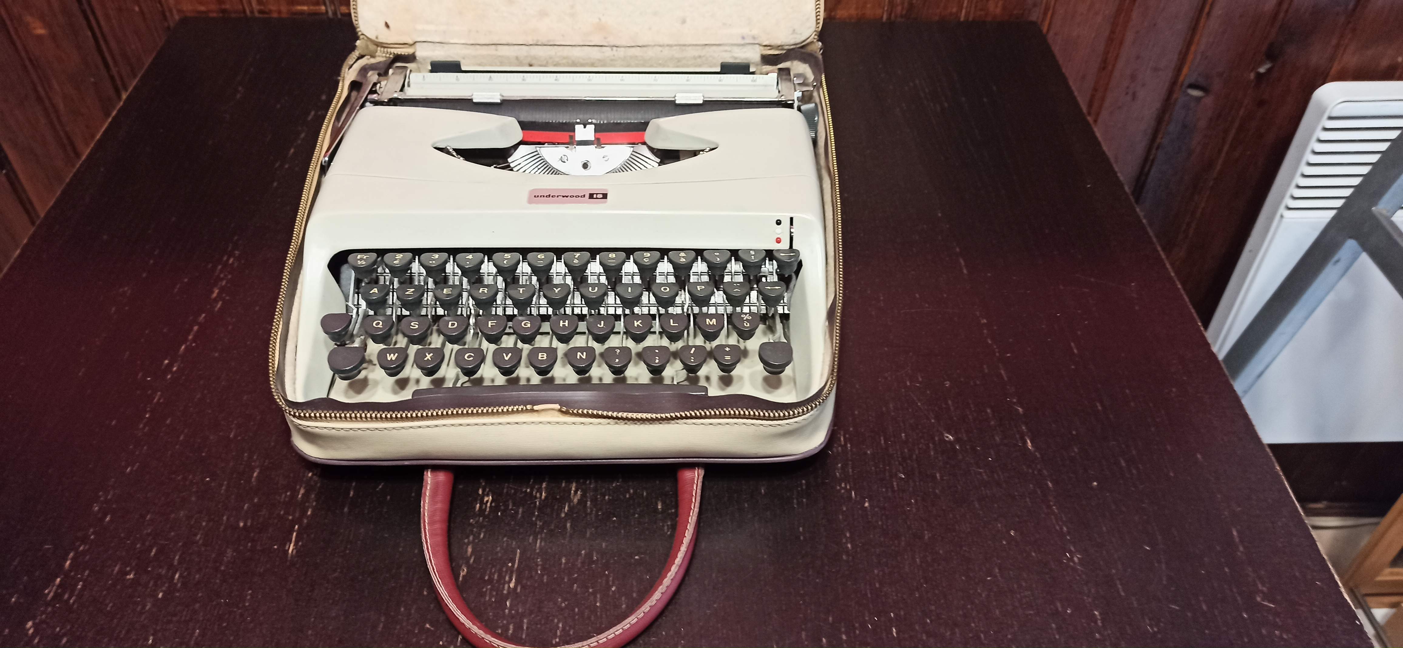 Typewriter "underwood 18"