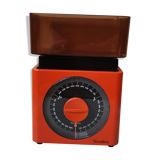 Vintage scale format Terraillon orange 70s