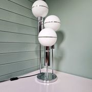 Lampe Space en métal chromé et globe en opaline, 1970