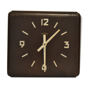 Horloge en bois