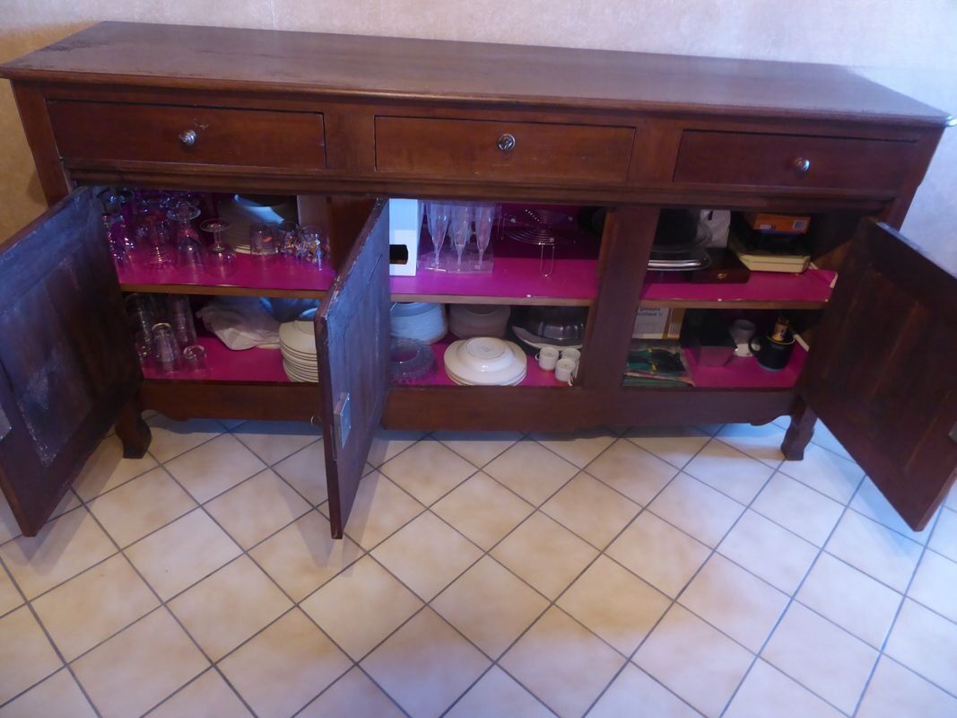 Old sideboard "Enfilade" in solid cherry wood with 3 doors and 3 drawers.