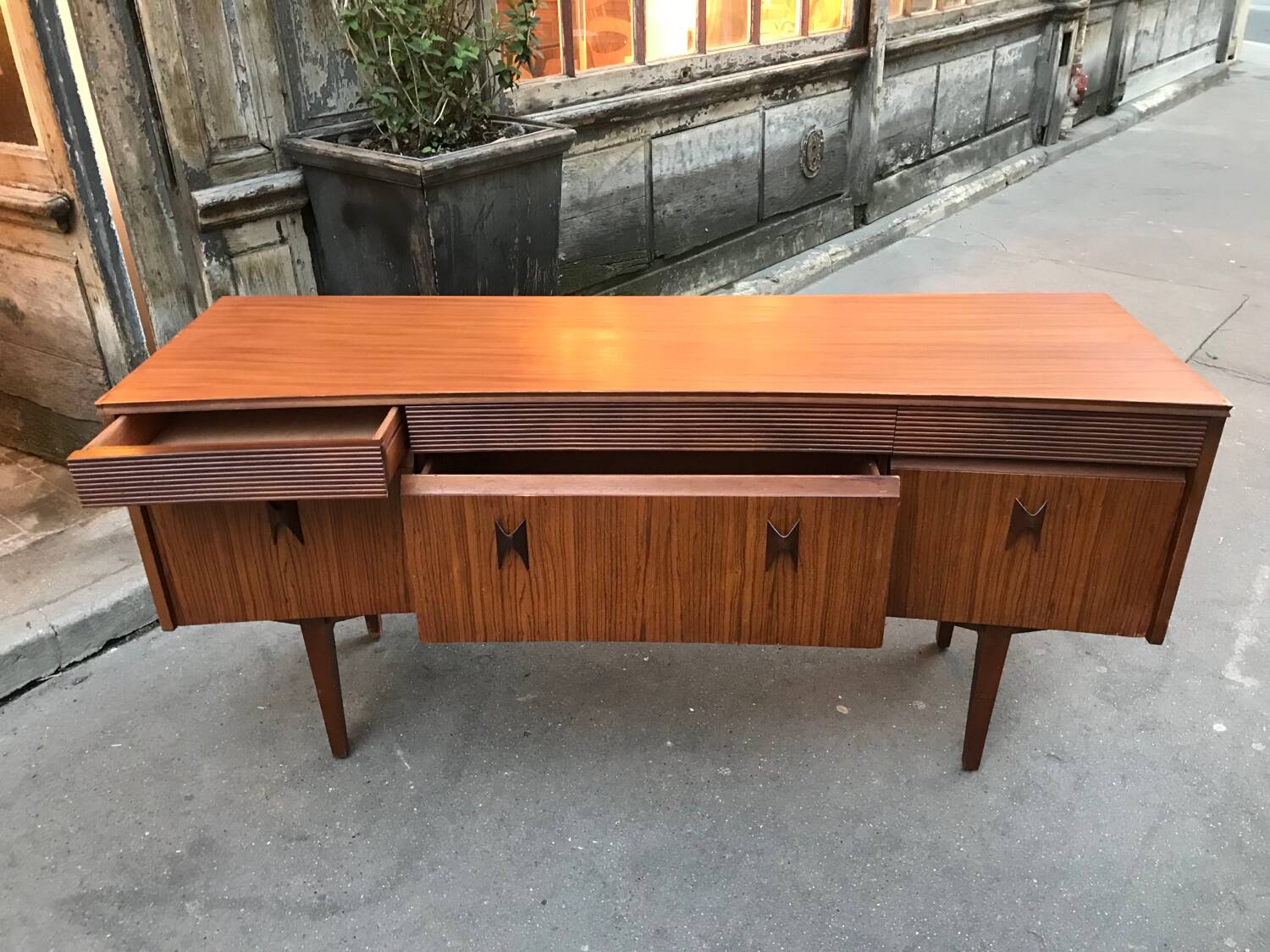 Curved teak enfilade from the 1960s in London.