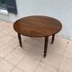 Table ronde en noyer