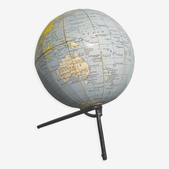 Globe terrestre Girard et Barrère