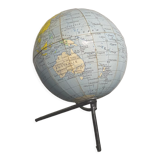 Globe Terrestre Girard and Barrère