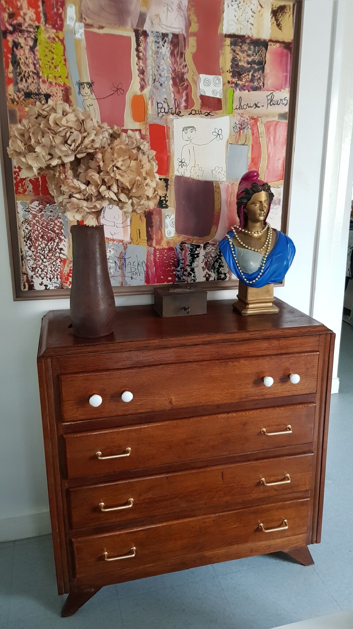 Dresser 1950