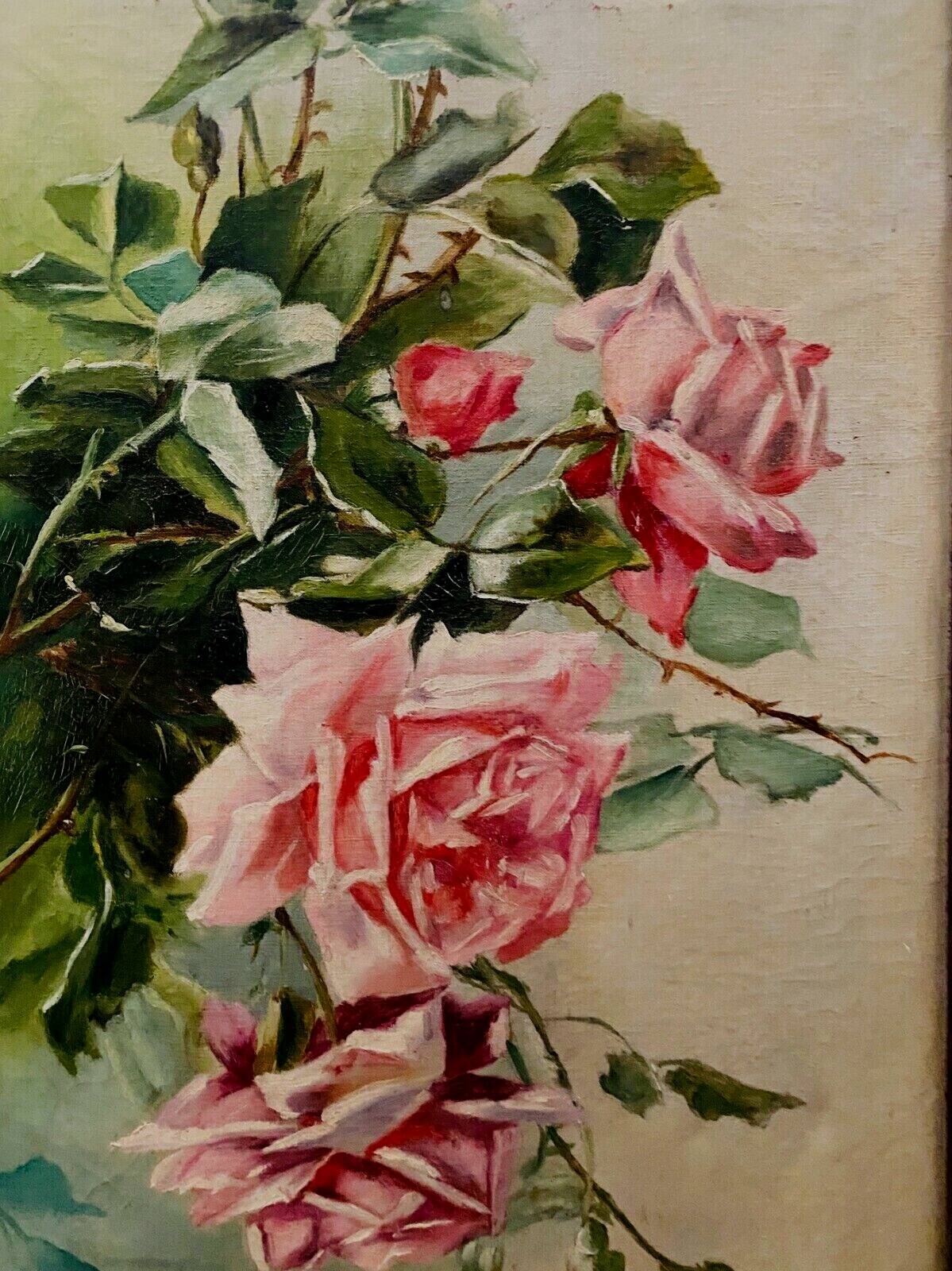 Screen has three Louis XV style panels in patinated wood XX century