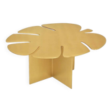 Monstera — Table basse sculpturale en laiton brossé par Veliento