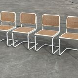 Suite de 4 chaises modèle Cesca b32 en blanc par Marcel Breuer 1987