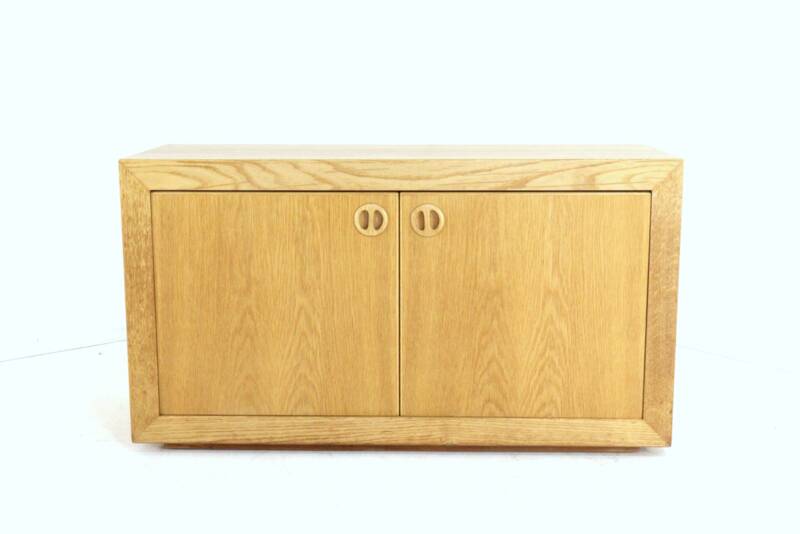 Compact oak buffet "Gehofen" - mid-century modern style - vintage