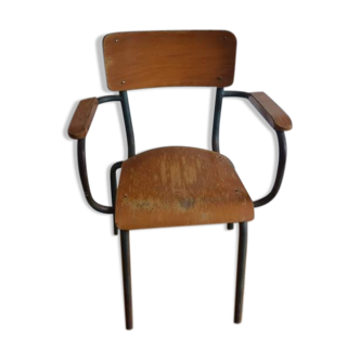Schoolboy chair with armrests