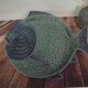 Plat poisson barbontine vert et bleu