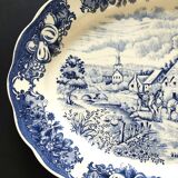 Large porcelain dish with blue décor