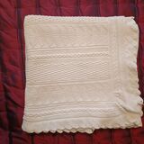 White cotton hand-knitted blanket