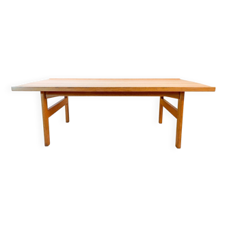 Solid oak coffee table by kindt-larsen for ab seffle mobelfabrik
