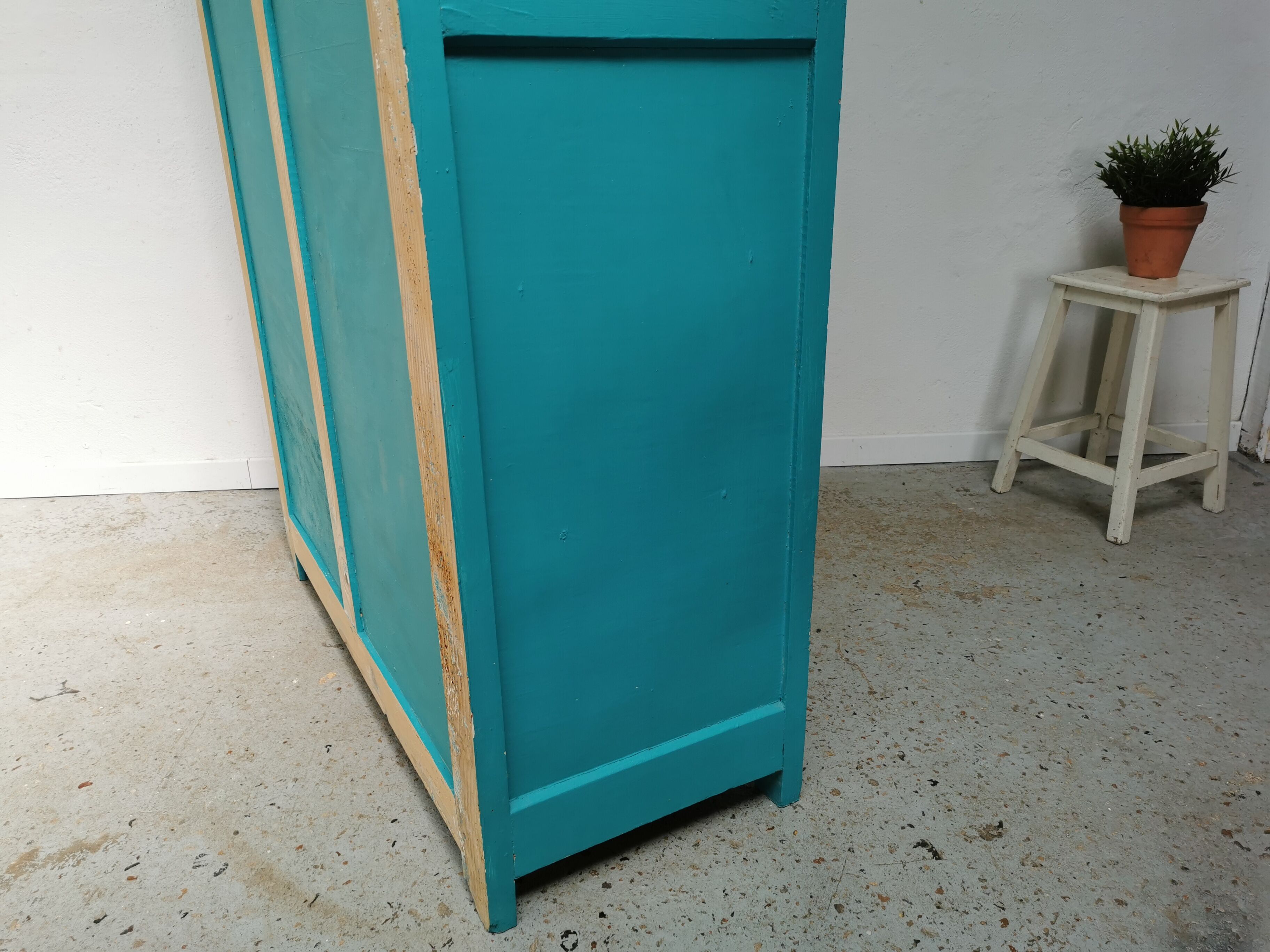 Vintage Parisian wardrobe