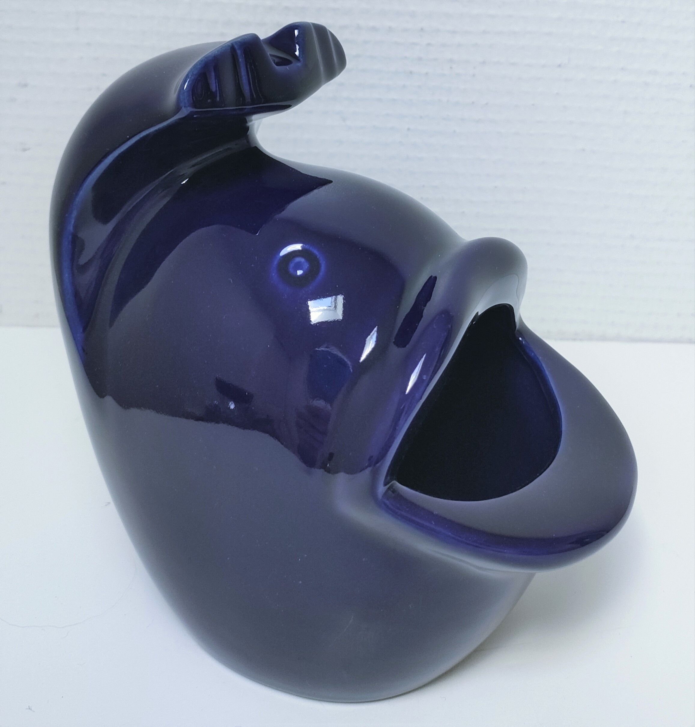 Grand cendrier poisson céramique bleue design vintage