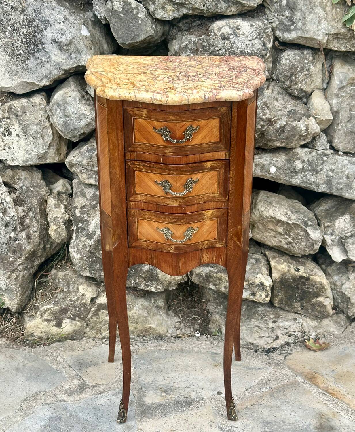 Small Louis XV style marquetry chiffonniere table