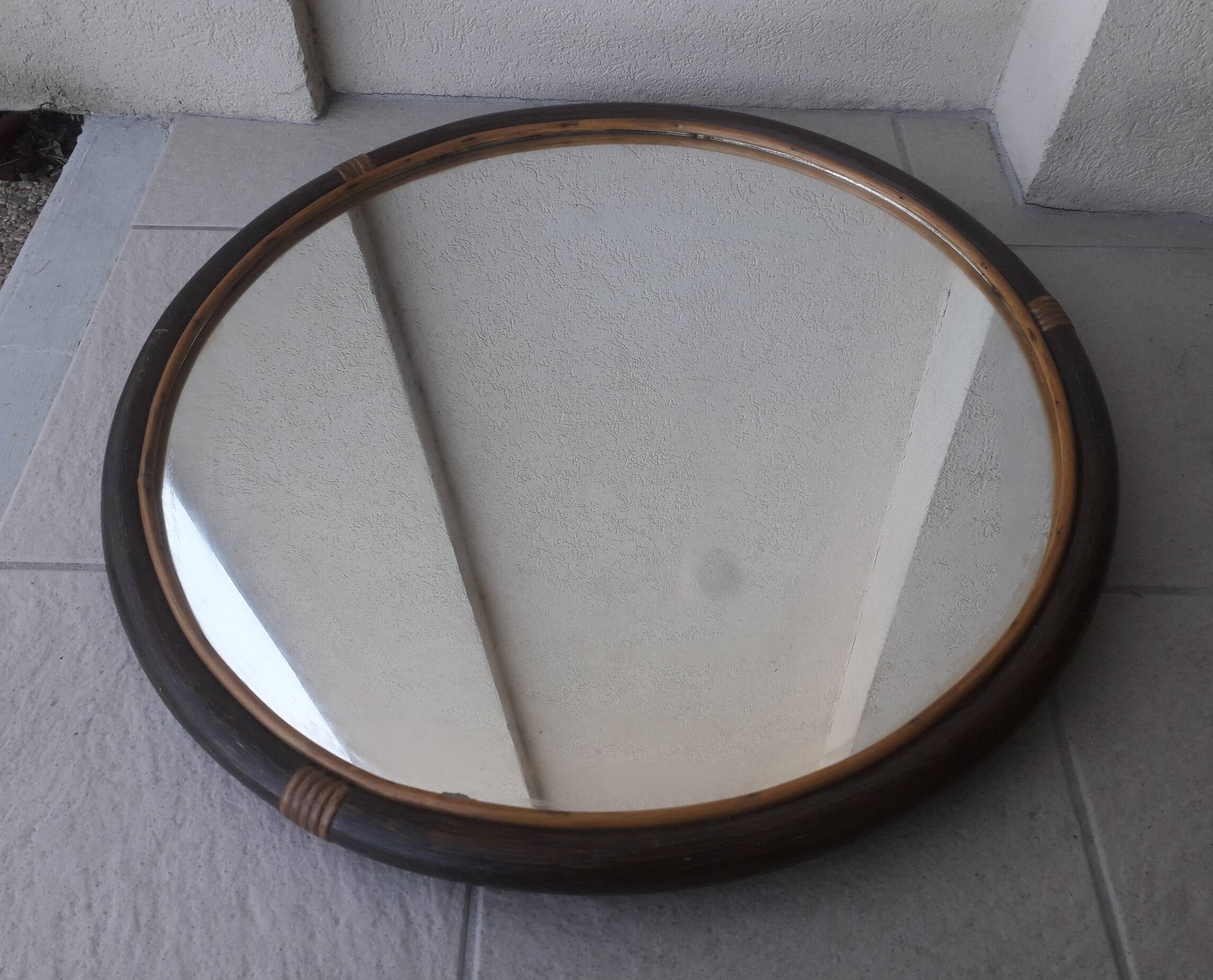 Round wooden mirror