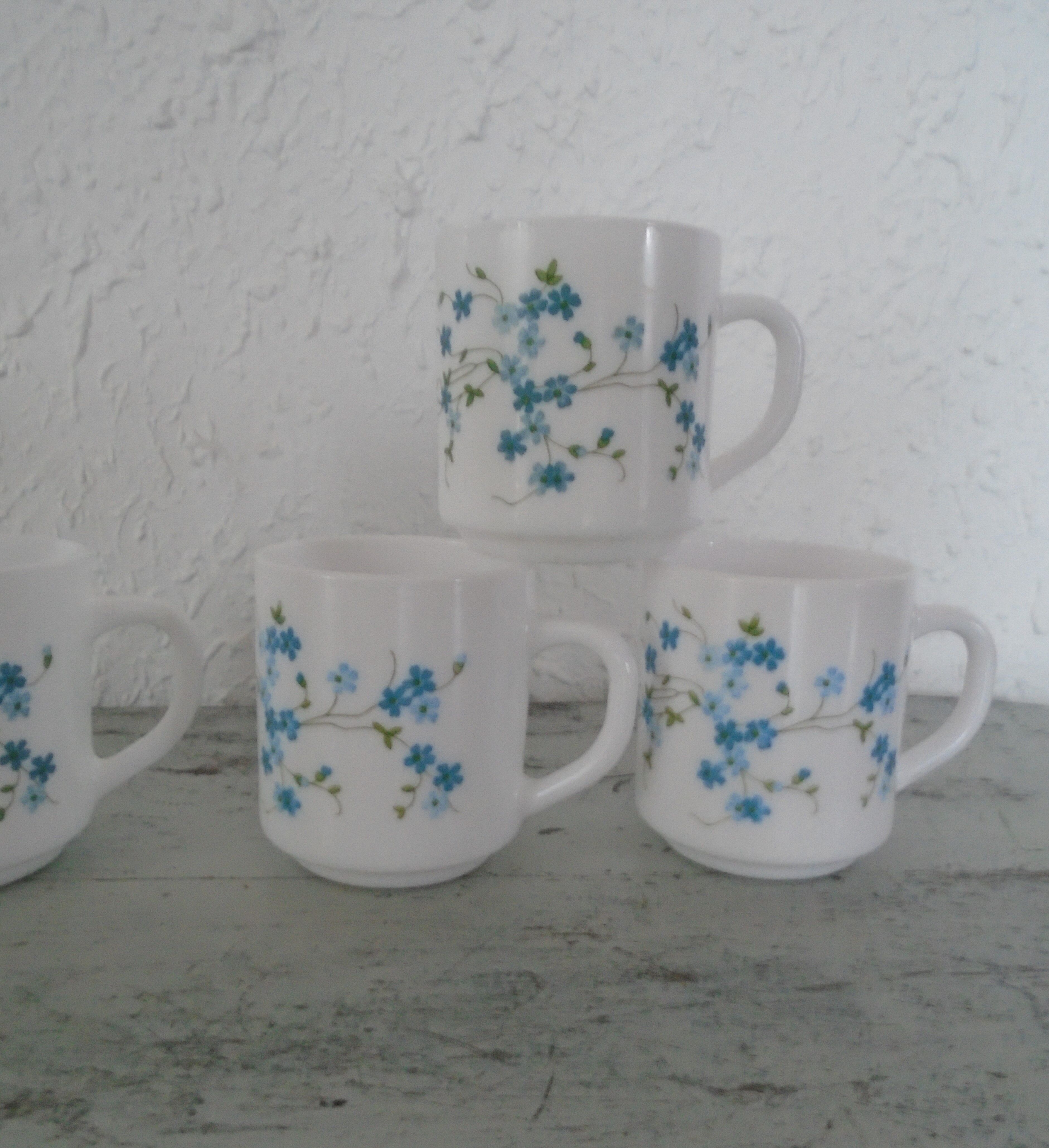6 mugs veronica blue flowers Arcopal France vintage