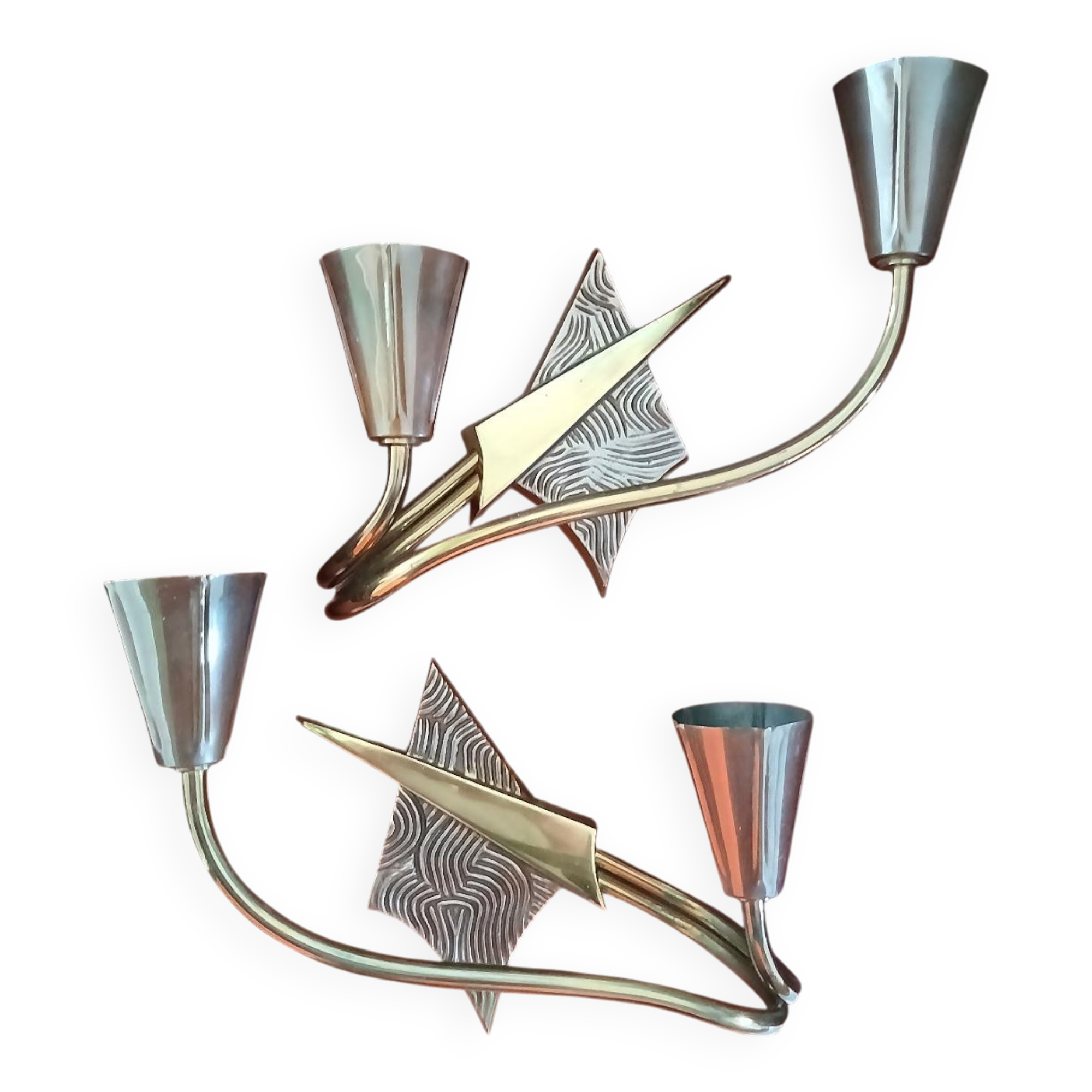 Splendid pair of bronze wall sconces by Jules Leleu? Art Deco.