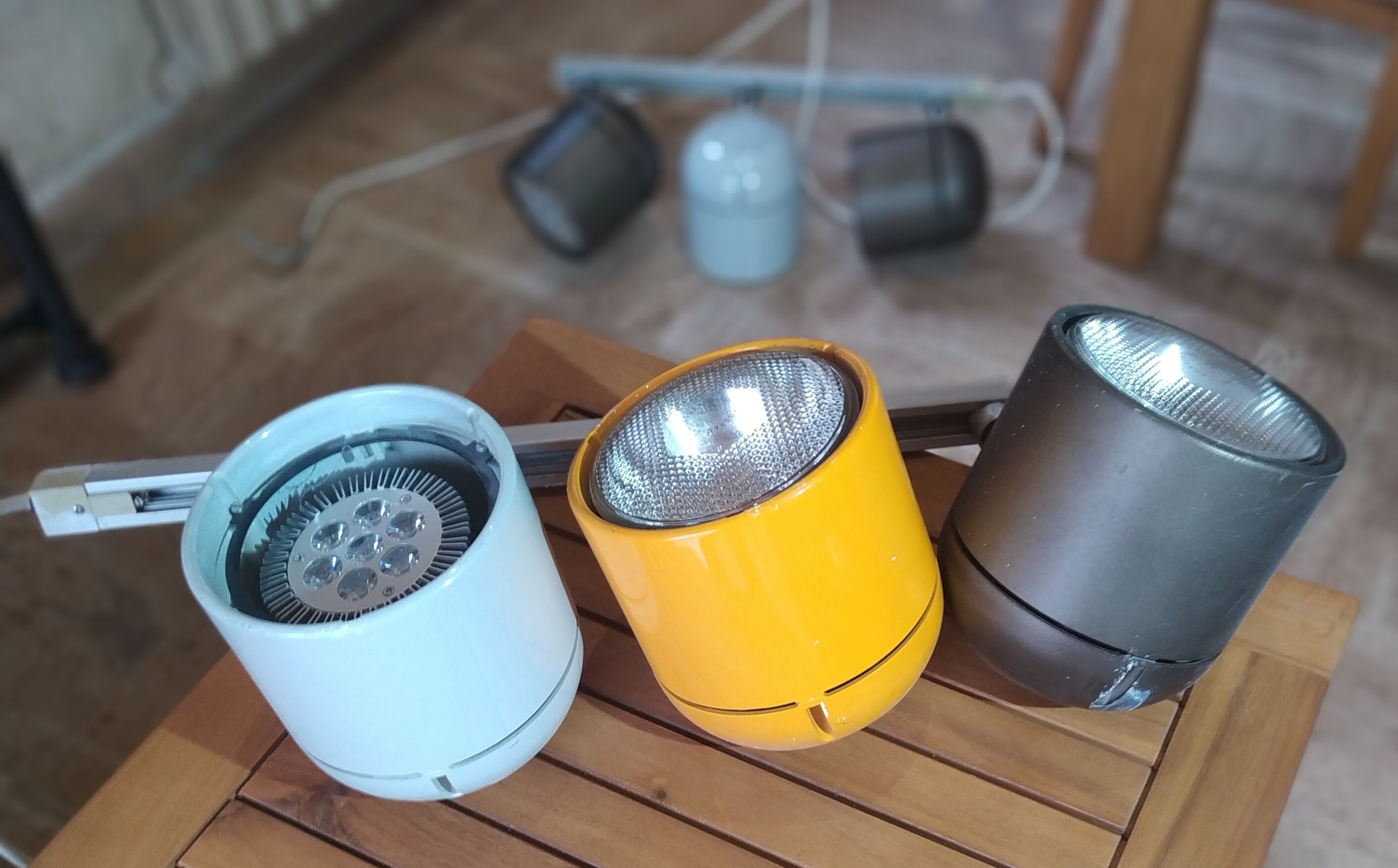 Vintage spot Arnold Berges for Staff year 1970