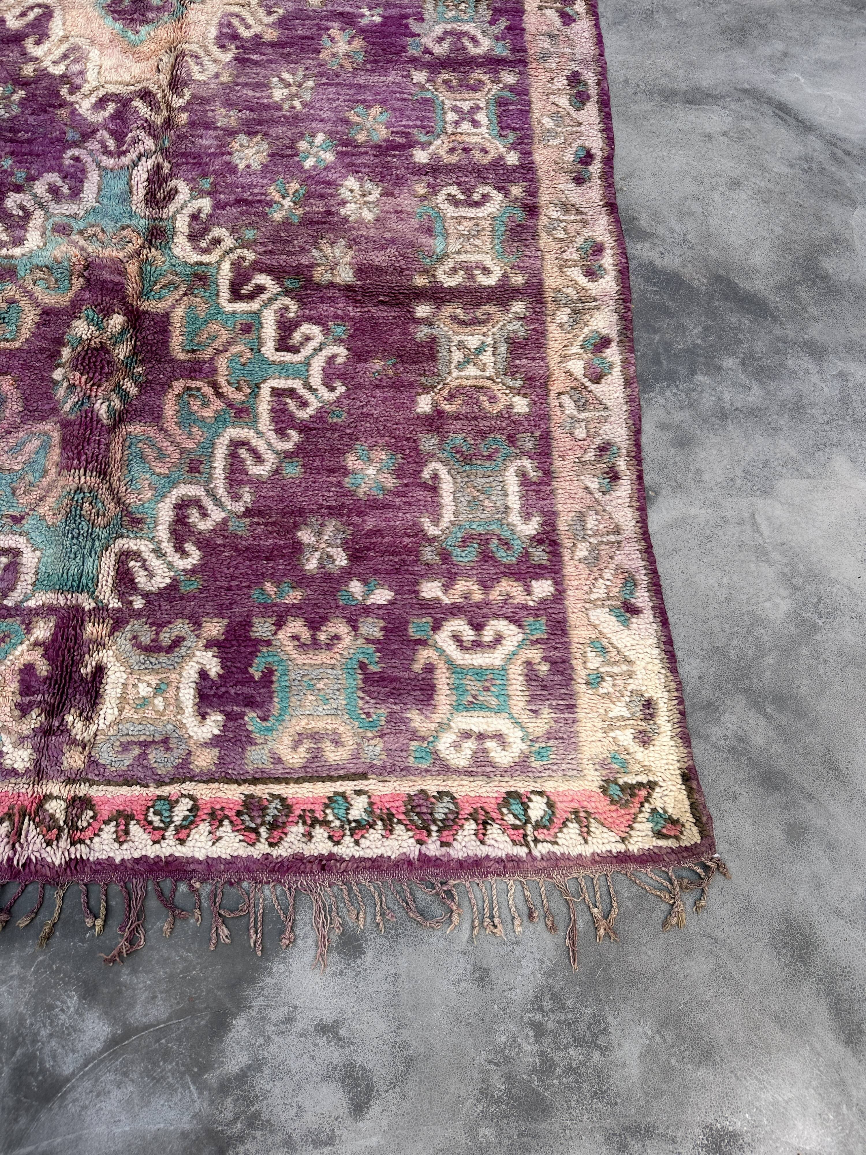 Boujad purple Moroccan rug - 189 x 311 cm