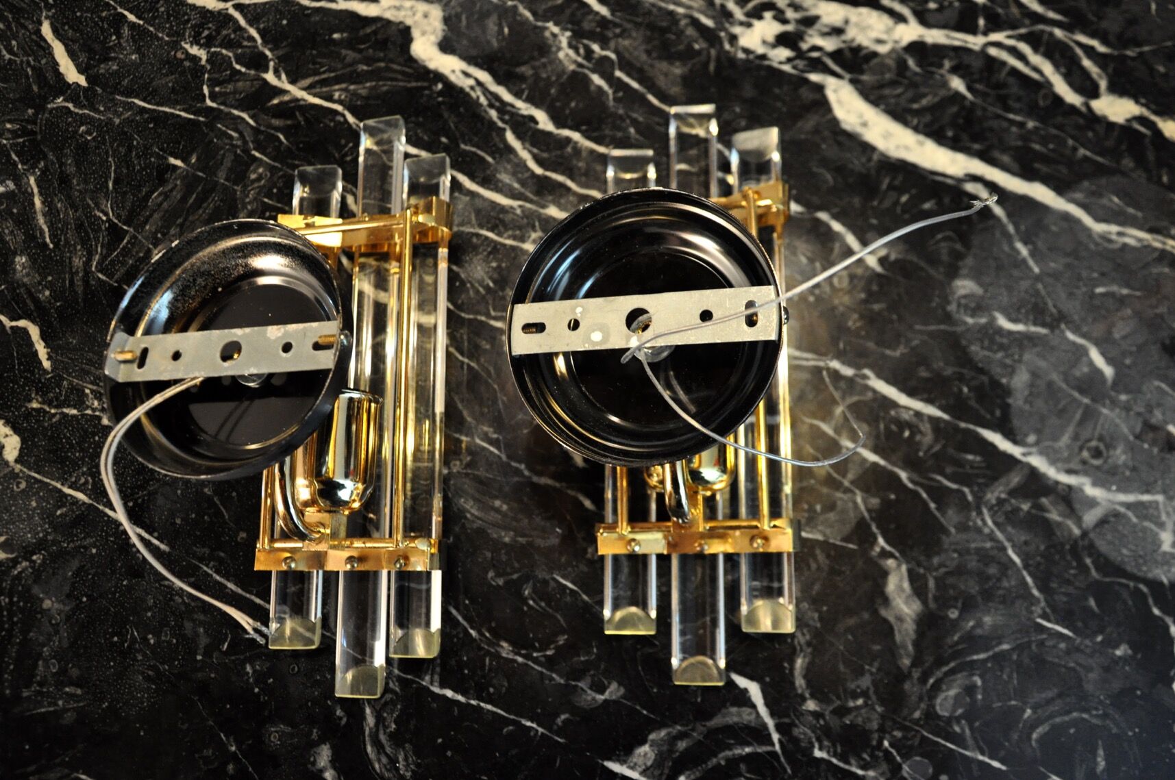 Pair of Venini wall lamps in talie glass 1970